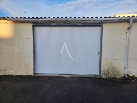 annonce vente parking / garage parking / garage de 30m2 à les sables d olonne (85100) - pa