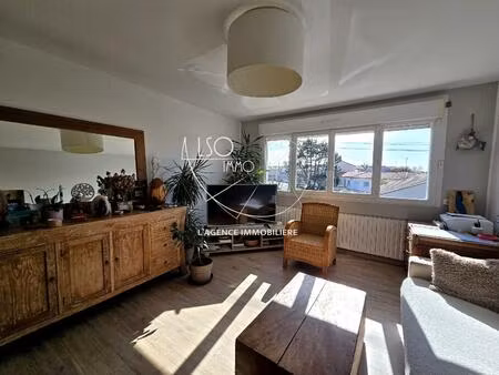 rare ! maison t4 avec 2 studios locatifs !