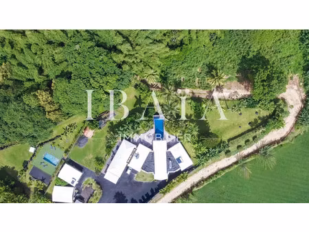 vente maison 8 pièces 280 m² à lamentin (97129)  1 095 000 €