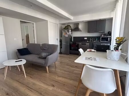 location appartement 3 pièces 58 m² à perpignan (66000)