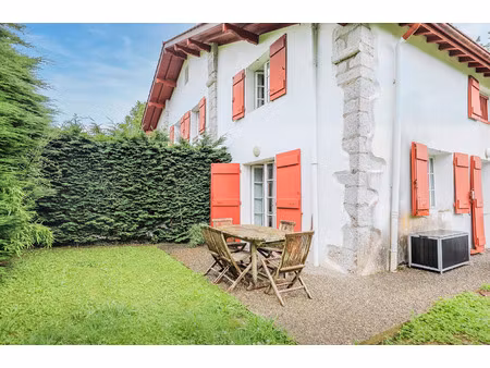 vente appartement 3 pièces 90 m² urrugne (64122)