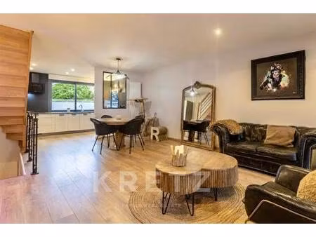 maison de ville contemporaine avec garage