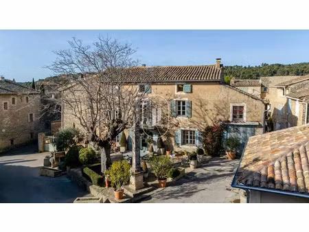 vente maison 9 pièces 287 m² à cabrières-d'avignon (84220)  950 000 €