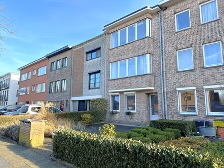 appartement te koop in brasschaat met 2 slaapkamers