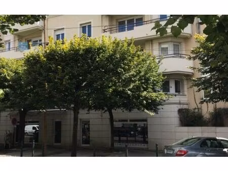 location appartement  m² t-1 à chelles  879 €