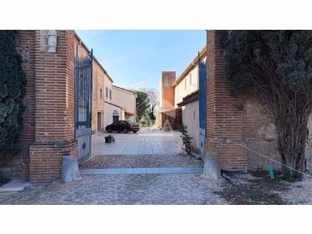 canet en roussillon : appartement dans mas de charme à vendre