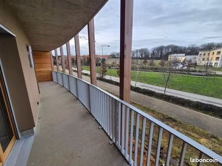 appartement 3 pièces 63 m²