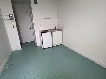 studio 1 pièce 14 m²