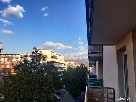 appartement 3 pièces 69 m²