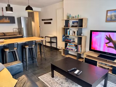 location meublée appartement 3 pièces 61 m² à lathuile (74210)  1 350 €
