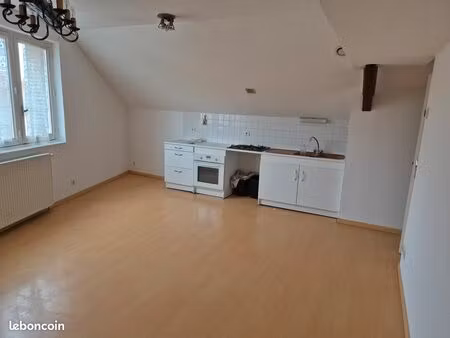 loue appartement f3  60 m2
