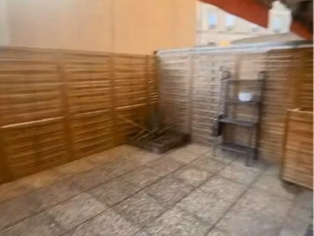 f2 42 m² terrasse  32 m²