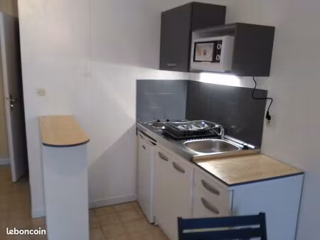 studio meublé avec parking