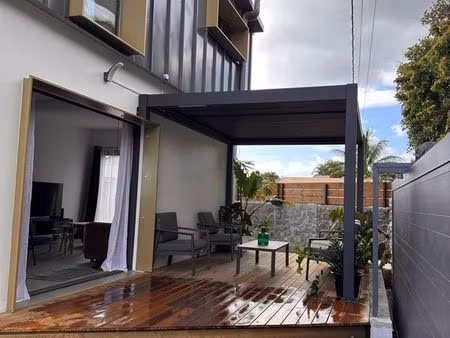 villa f5 a 2 min chu st pierre 2800/mois