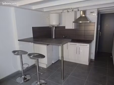 studio centre ville - parking proche