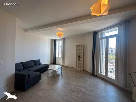 appartement 3 pièces 69 m²