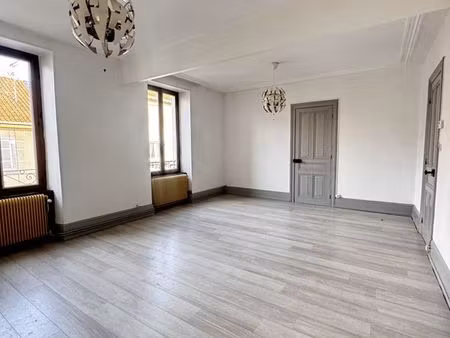 appartement 4 pièces 93 m²