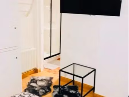 meublé – balcon  parking  ascenseur  gardien