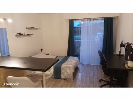 studio 24 m2 meuble 24 à stanford sans frais d'agence