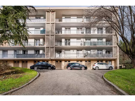 appartement 4 pièce(s) 76m2