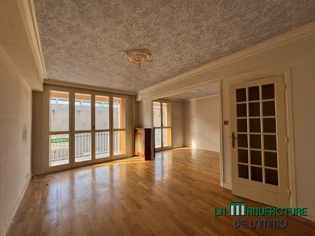 saint etienne bellevue - appartement t3 de 59 03m2 avec gran