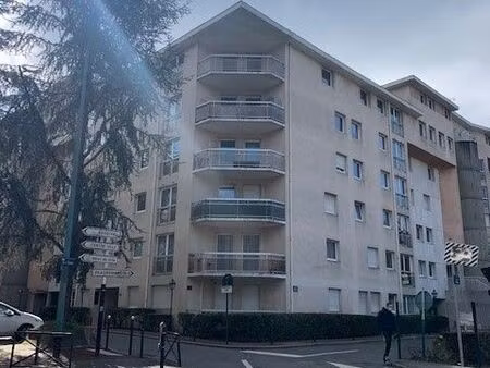 appartement 3 pièces 74 m²