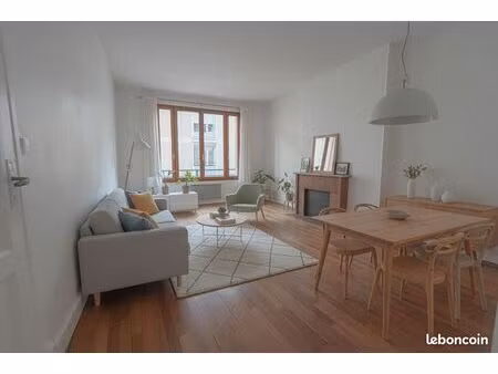 appartement 2 pièces 60 m²