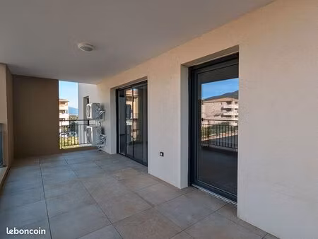 appartement 3 pièces 68 m²