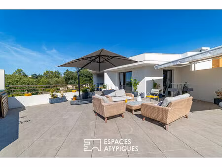 rooftop panoramique d'exception perché au sein du « montmartre » nîmois