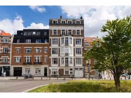 immeuble de rapport - 6 appartements - atelier et bureaux