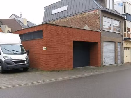 garage à louer à sint-andries € 121 (ljy0f) - de brugse databank | zimmo