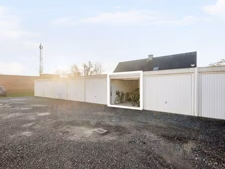 garage à vendre à heule € 35.000 (ljz1k) - home2sell bv | zimmo