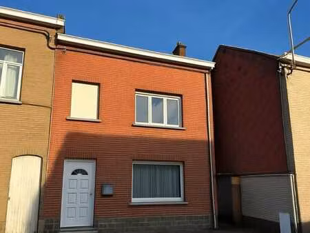 maison 2 façades avec jardin