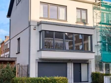 maison 3 façades entièrement rénovée - chant d'oiseau