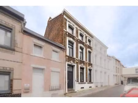 maison bourgeoise avec jardin et grenier aménageable