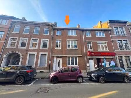 appartement duplex 2chambresau centre de visé