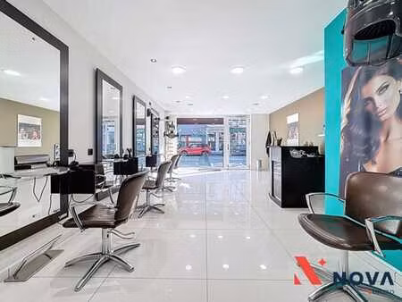 belle surface commerciale