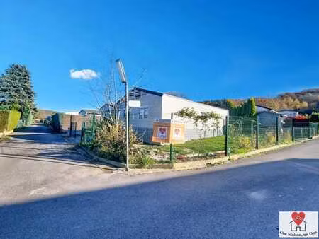 bungalow – situation exceptionnelle sur les hauteurs d’yvoir