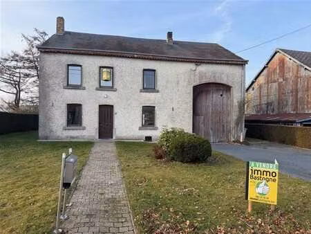 jolie fermette en pierre du pays