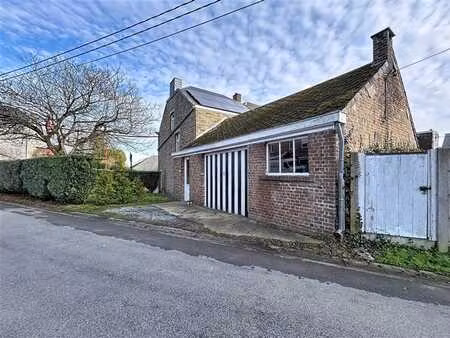 maison 3 façades au centre d'havelange