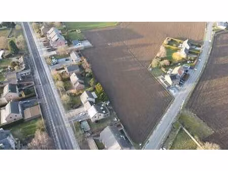 2 parcelles de terrain constructible de 2.688m2