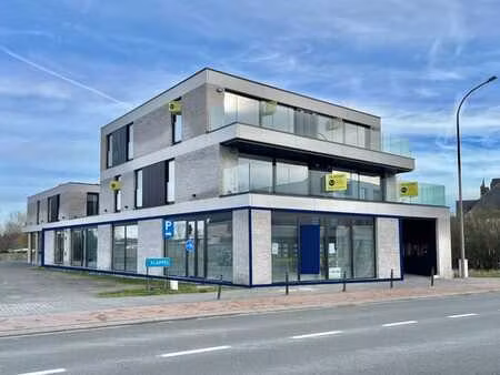 commerciële ruimte - topligging te huur in berlare