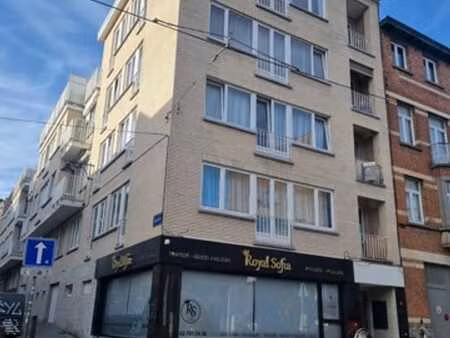 traiteur/ boucherie à remettre - belle visibilité