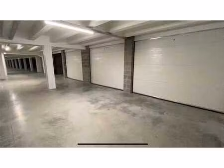 garage à louer