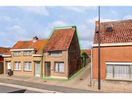 te renoveren starterswoning in het landelijke moorsel