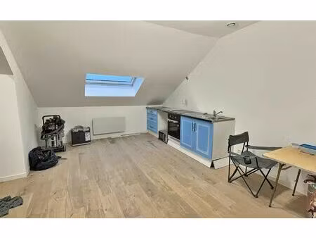 location appartement  31.63 m² t-2 à le creusot  385 €