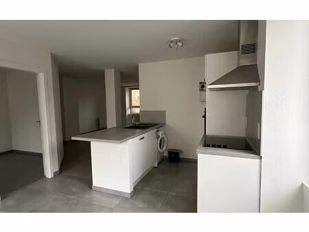 location appartement  m² t-3 à niederbronn-les-bains  730 €