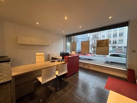 bien professionnel à louer à laeken € 1.300 (ljy24) - era key one | zimmo