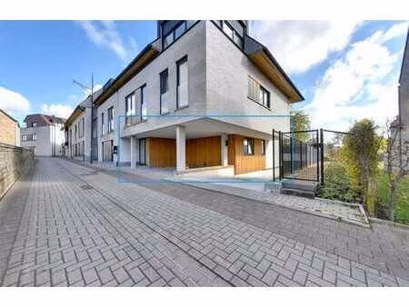 appartement neuf de plain-pied avec une grande terrasse à...