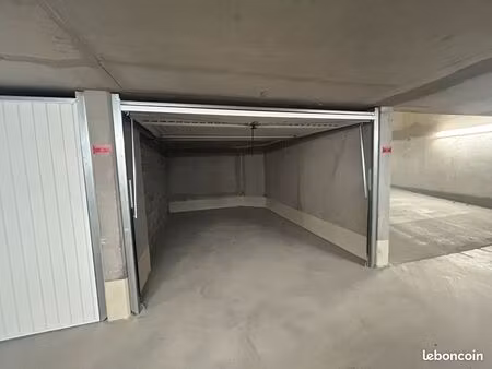 box fermé - lyon 7 - secteur jean macé / em lyon